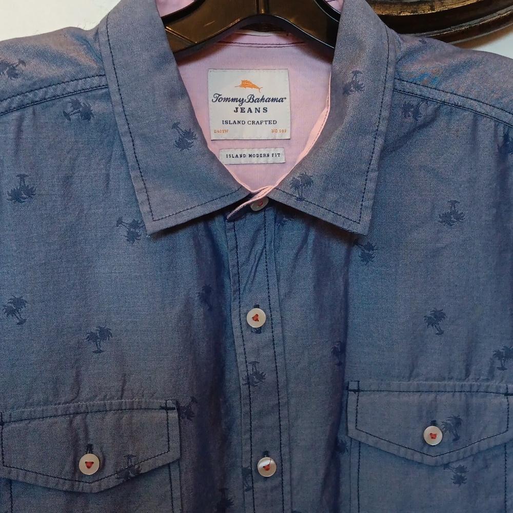 Tommy Bahama Short Sleve Shirt